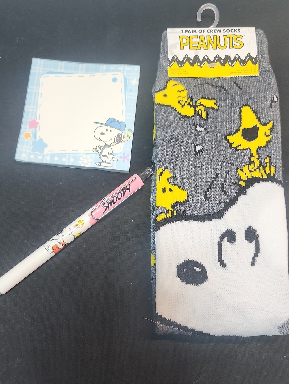 Peanuts Crew Socks - Sticky Note Pad & Pen